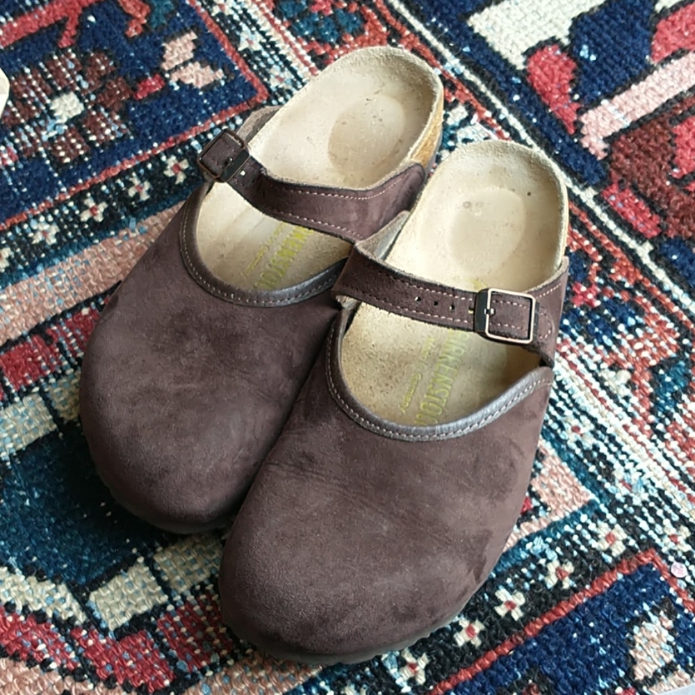 "Rosemead" brown suede Birkenstock clogs